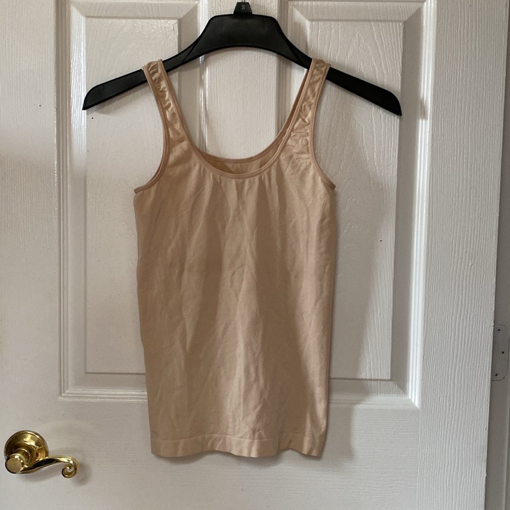 CAROLE HOCHMAN Nude Shapewear Sleeveless 
Seamless Tank Top